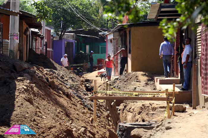 ALMA instala drenaje sanitario en barrio Las Torres