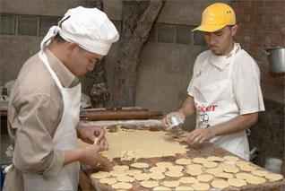 Panaderos mantienen congelados precios de sus productos gracias a donación de trigo ruso