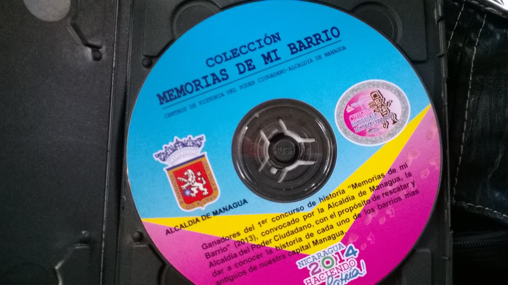 Inaugurán primera biblioteca virtual «Memorias de Mi Barrio»