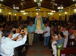 Católicos celebran a la virgencita de Candelaria