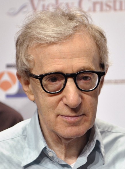 Woody Allen niega que violó a su hija