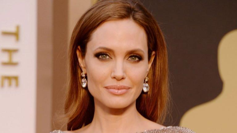 Angelina Jolie volverá al quirófano
