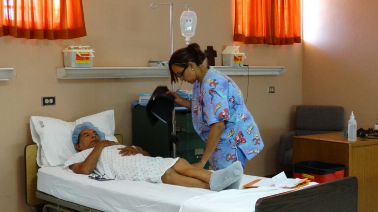 Continúan desarrollandose brigadas médicas en Chinandega