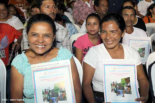 Compañera Rosario anuncia entrega de títulos de propiedad
