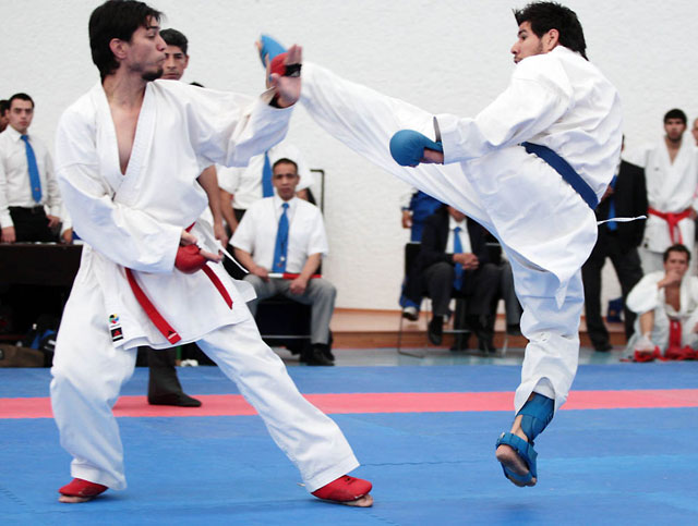 Karatecas ganan 17 medallas en Centroamericano de El Salvador