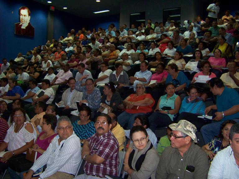 MINSA evalúa estrategias de lucha contra el dengue y leptospira