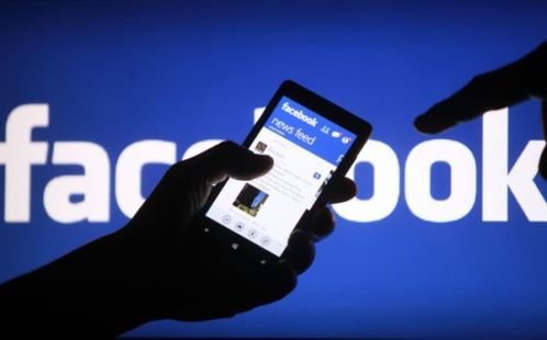 Presentan una demanda contra Facebook por inducir a niños al consumo de alcohol