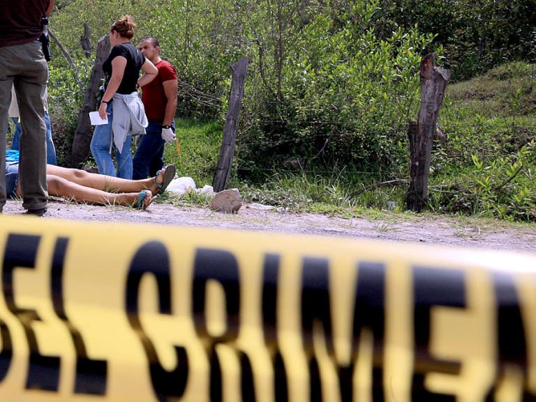 Ex policía asesina a su mujer  dentro de un colegio del municipio de Tipitapa