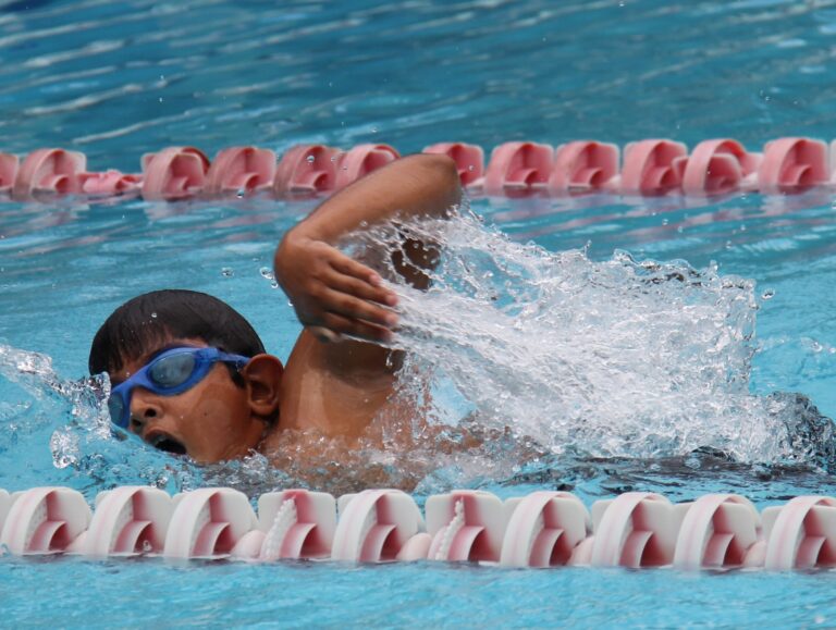 Las Pirañas ganan Festival de Natación