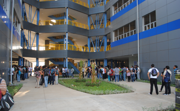 Realizan  proceso de inscripción de los candidatos a rector y vicerrector de la UNI