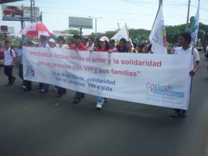 Marcha-de-Solidaridad-PVVS-2013