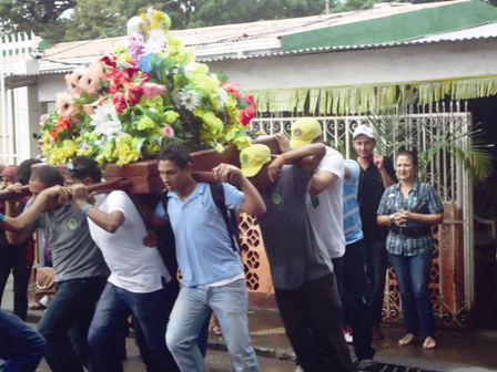 Mocito comienza a recorrer barrio de Managua, de cara a fiestas patronales