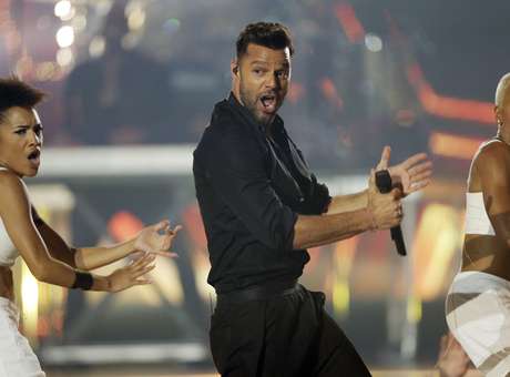 Ricky Martin pone sabor latino a los Billboard Music Awards