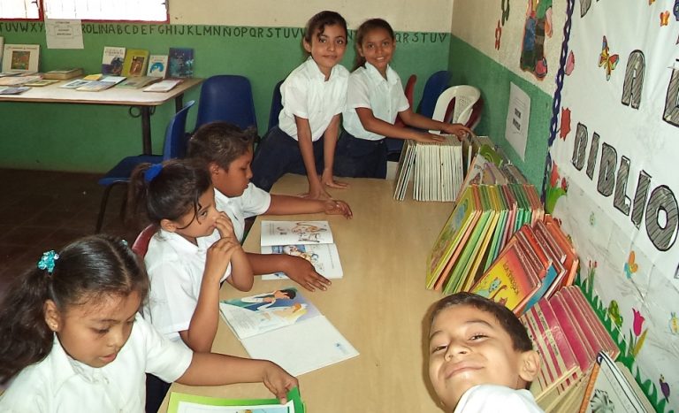 Celebran a la niñez con Jornadas de Lectura de Cuentos y Leyendas