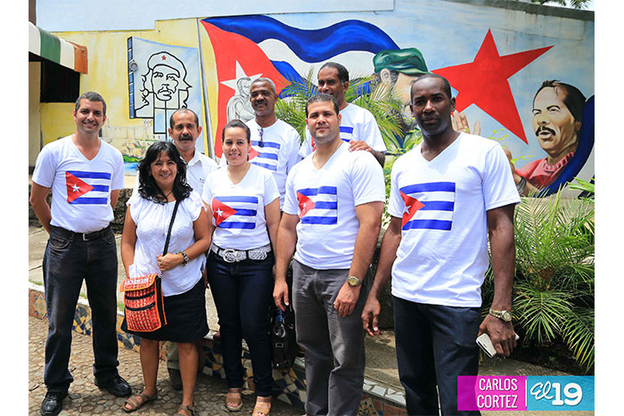 Embajada de Cuba y Juventud Sandinista celebran cumpleaños de Fidel y Tomás