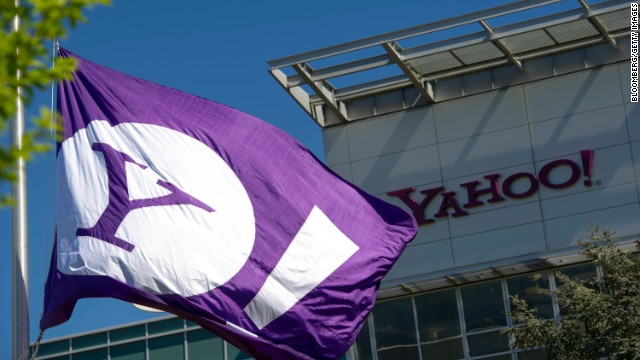 Yahoo denuncia que EE.UU. le «amenazó» para forzarle a cooperar con datos para la NSA