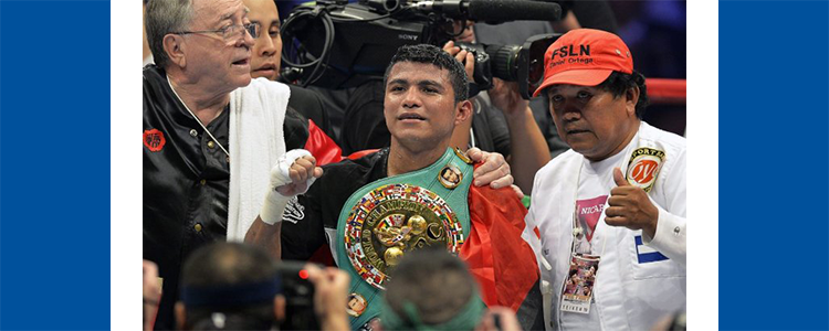 “Chocolatito” González nuevo Tricampeón Mundial