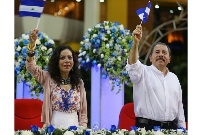 Compañeros Daniel y Rosario se reúnen con presidenta del Consejo de la Federación Rusa