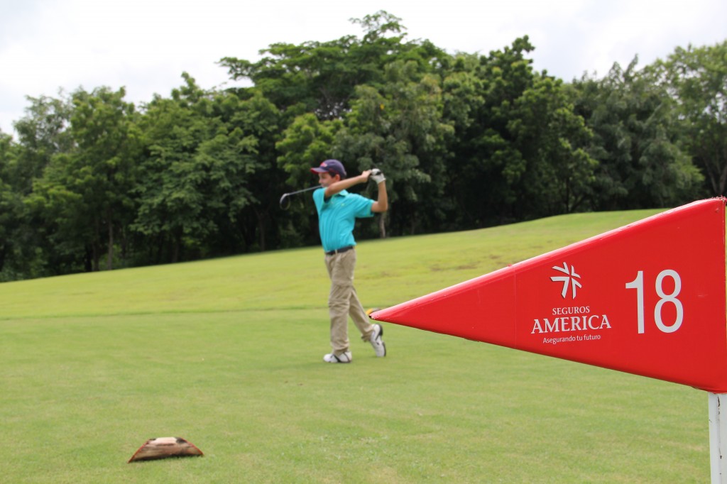 Exitoso Torneo de Golf Infanto-Juvenil 