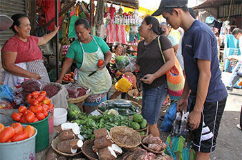 La Canasta Básica mantiene precio en Mercados