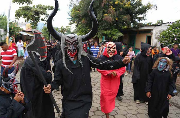 Masaya se llena de colorido y tradición con el Toro-Venado del Malinche