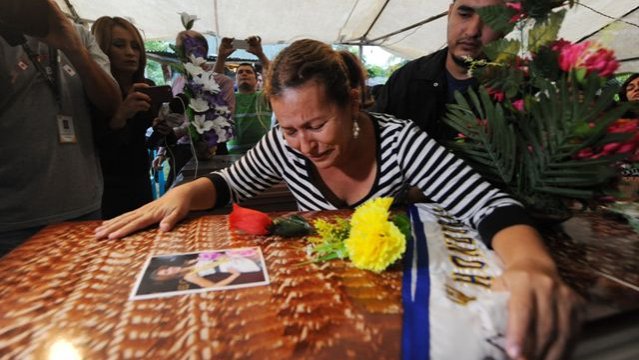 Funeral de Miss Honduras Mundo: triste despedida de María José Alvarado y Sofía Trinidad