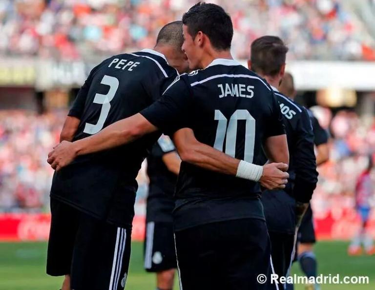 Real Madrid golea en Granada