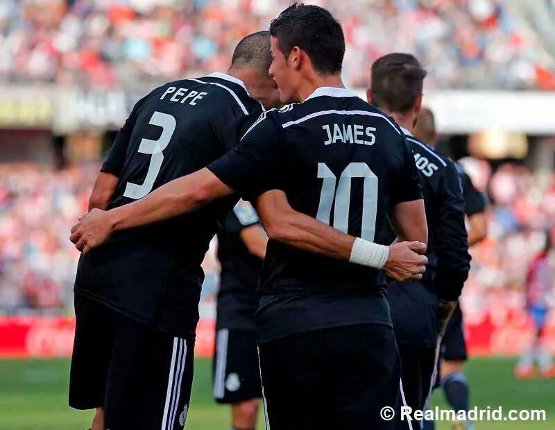 Real Madrid golea 4-0 al Granada y mete presión al Barça