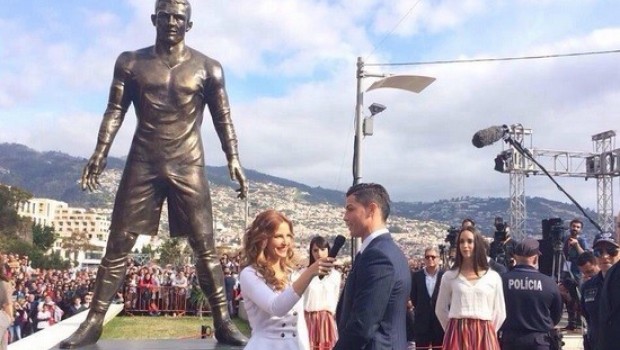 Inauguran estatua de Cristiano Ronaldo