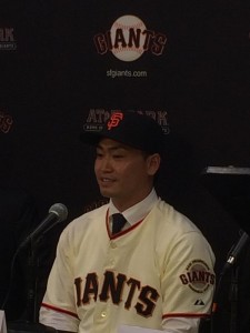 Los Gigantes oficializan acuerdo de un año con Aoki