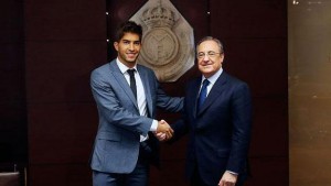 Real Madrid presenta a Lucas Silva