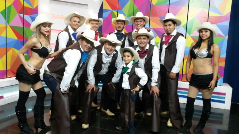 “Los Sabrosones de Wajira” llegan con sus “Hípicos Bacanaleros”