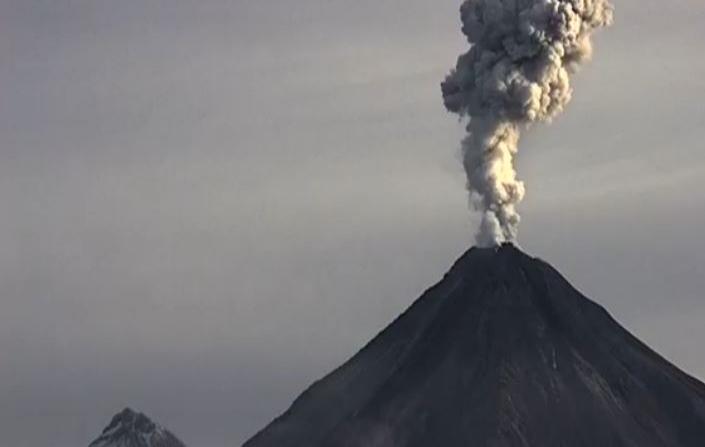 Erupción del Volcán de Fuego en Guatemala: alerta anaranjada