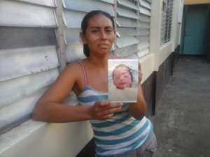 Niña de 2 meses robada por una esteliana