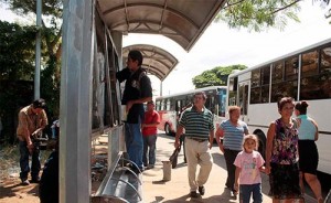 mejoran-paradas-de-buses-de-la-capital