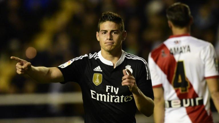 Cristiano Ronaldo y James Rodríguez mantienen con vida al Real Madrid en la Liga