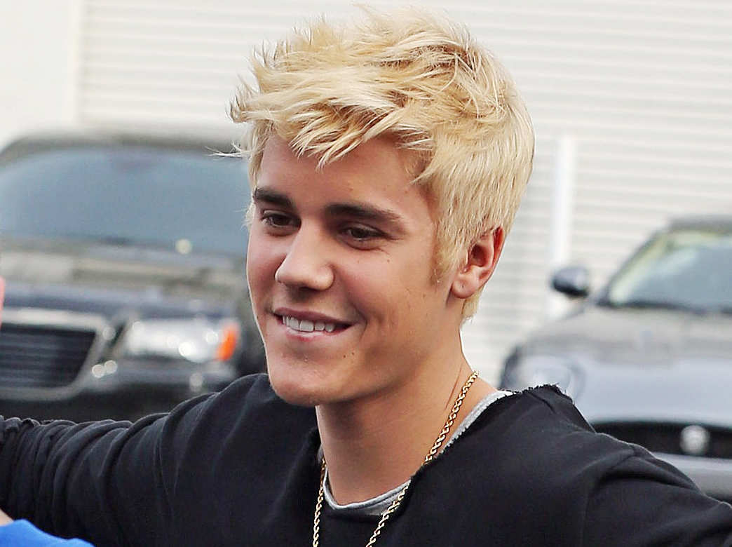 08-justin-bieber-platinum-blonde.w750.h560.2x