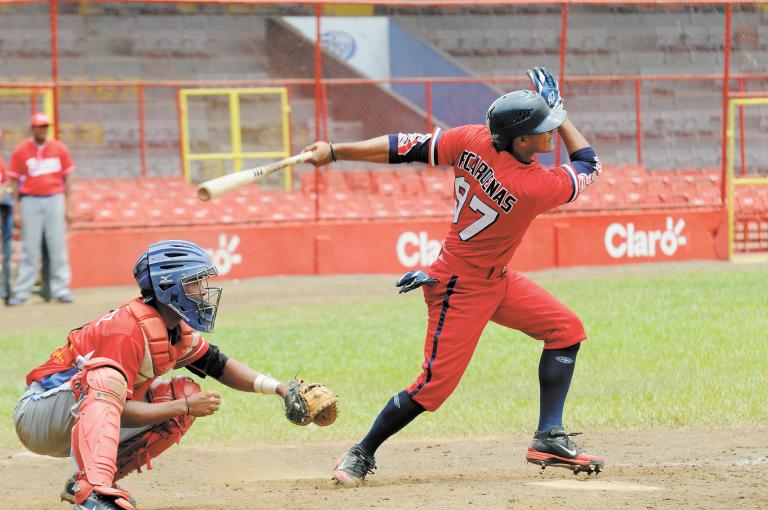 Cuadrangular de Garth y los Dantos arriba en la serie 2-0