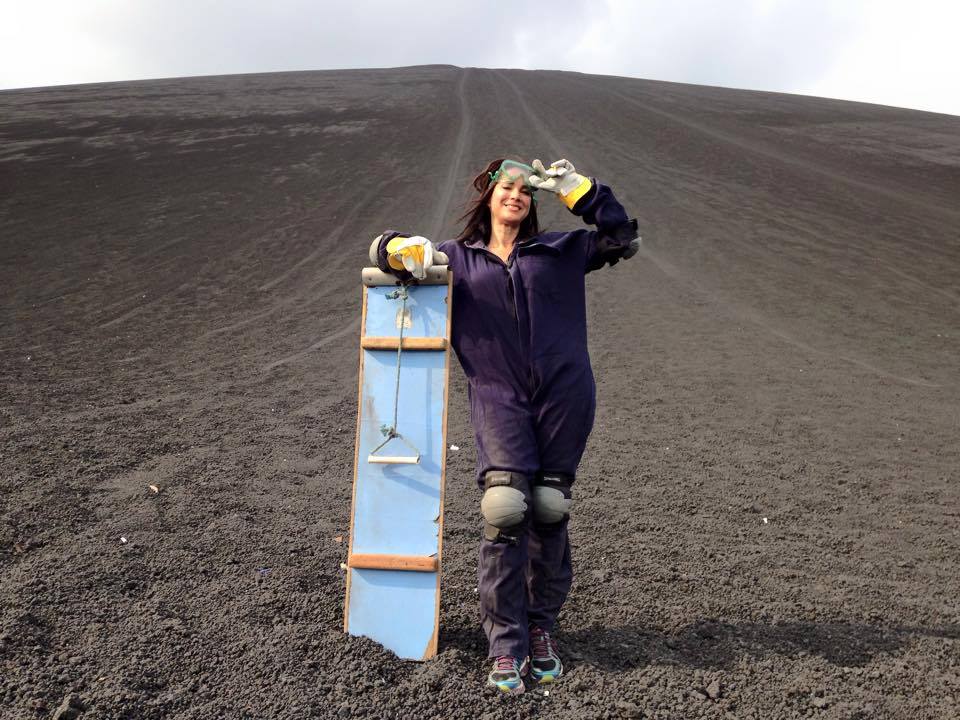 Carmen Dominicci y el emocionante volcano-surfing en Nicaragua