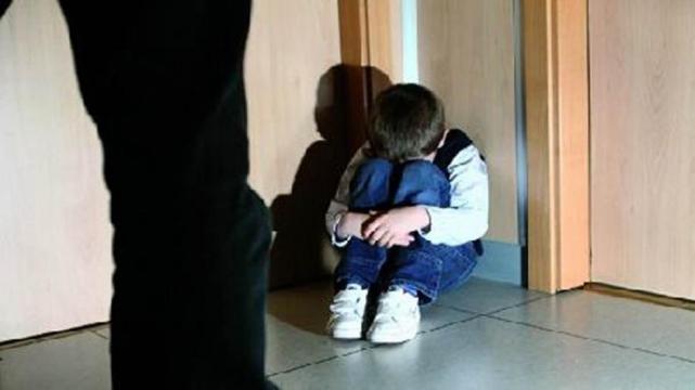 Reducen pena a violador de niño porque menor es homosexual