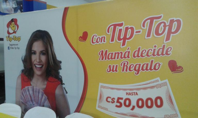 Tip Top y El Gallo Más Gallo premian a 200 madres
