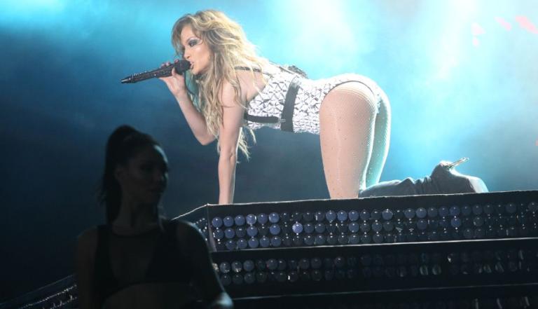 J.LO, en riesgo de ir a prisión por show sexy