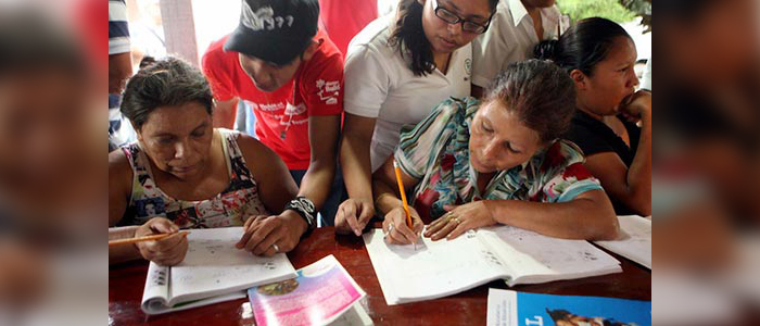 Ministerio de Educación graduará a 8 mil 730 nuevos alfabetizados