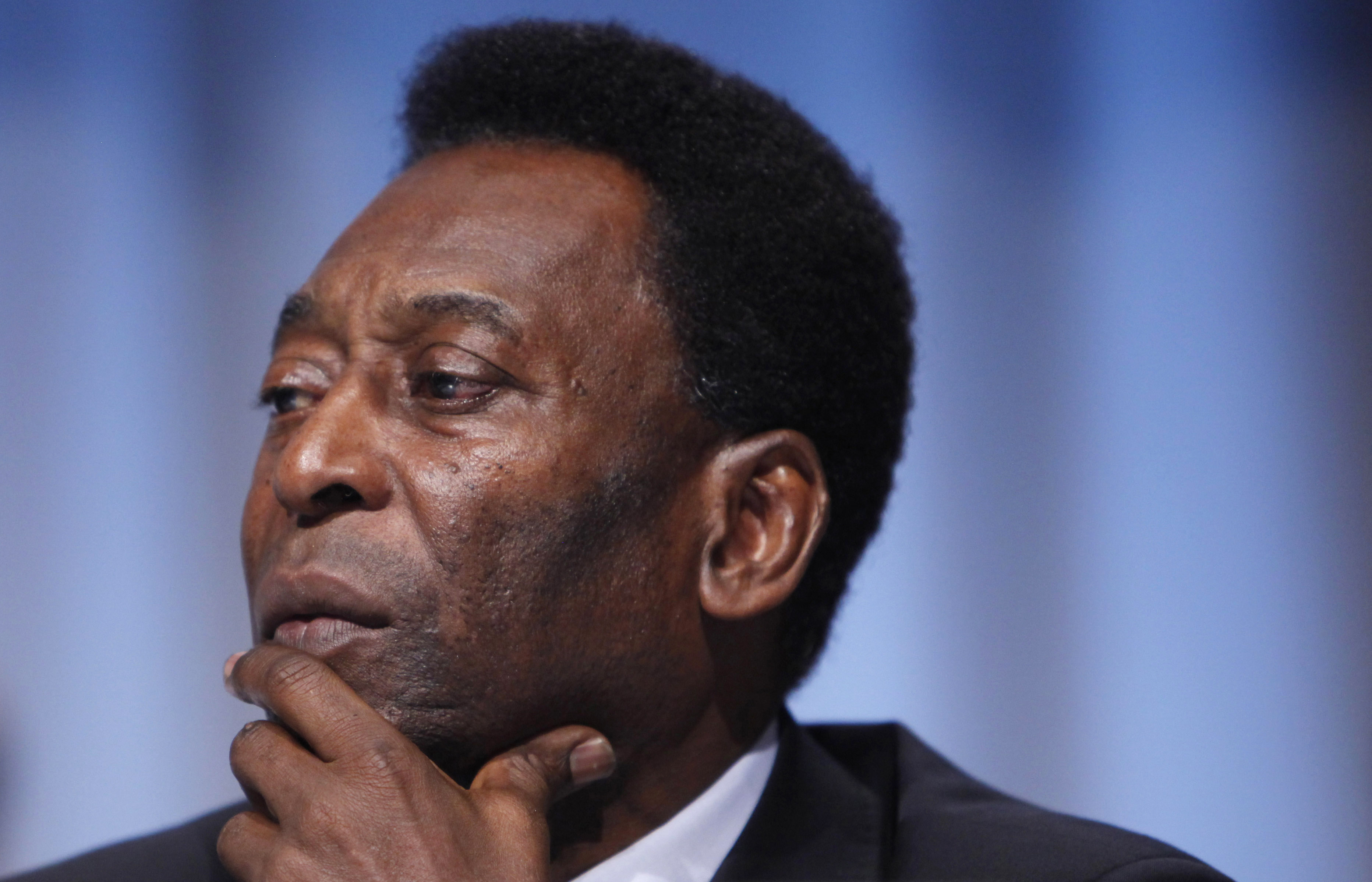 COPENHAGEN, DENMARK - OCTOBER 2:  Brazilian soccer legend Pele, who accompanied President Luiz Inacio Lula da Silva, listens during questioning at the Rio de Janeiro 2016 bid presentation during the 121st International Olympic Committee session at the Bella Centeron October 2, 2009 in Copenhagen, Denmark. The 121st session of the International Olympic Committee (IOC) will vote on October 2 on whether Chicago, Tokyo, Rio de Janeiro or Madrid will host the 2016 Olympic Games. (Photo by Charles Dharapak-Pool/Getty Images)