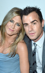 rs_634x1024-130914181316-634.JenniferAnistonJustin_Theroux.TIFF.9.14.13