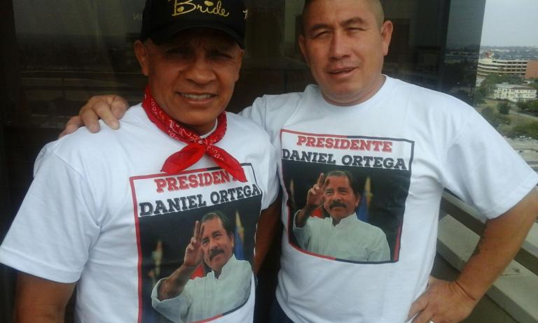 Así lucirán los entrenadores durante la conferencia Mayorga-Mosley