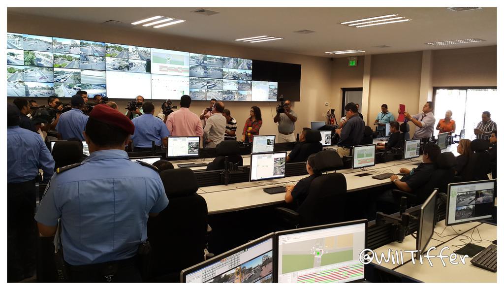 Managua estrena semáforos inteligentes para agilizar el tráfico vehicular