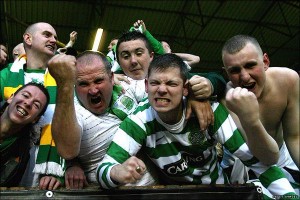 Celtic de Escocia les pidió a sus fanáticos que se bañen antes de ir al estadio