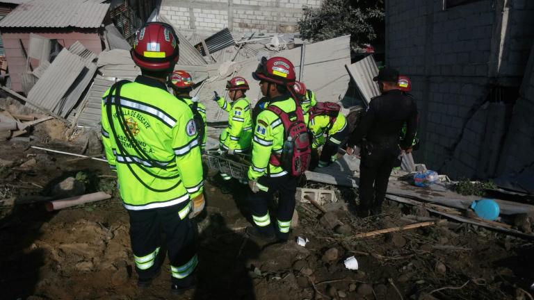 Mueren 10 personas por deslizamiento de tierra en Guatemala