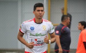 Axel Silva sigue de titular en Costa Rica